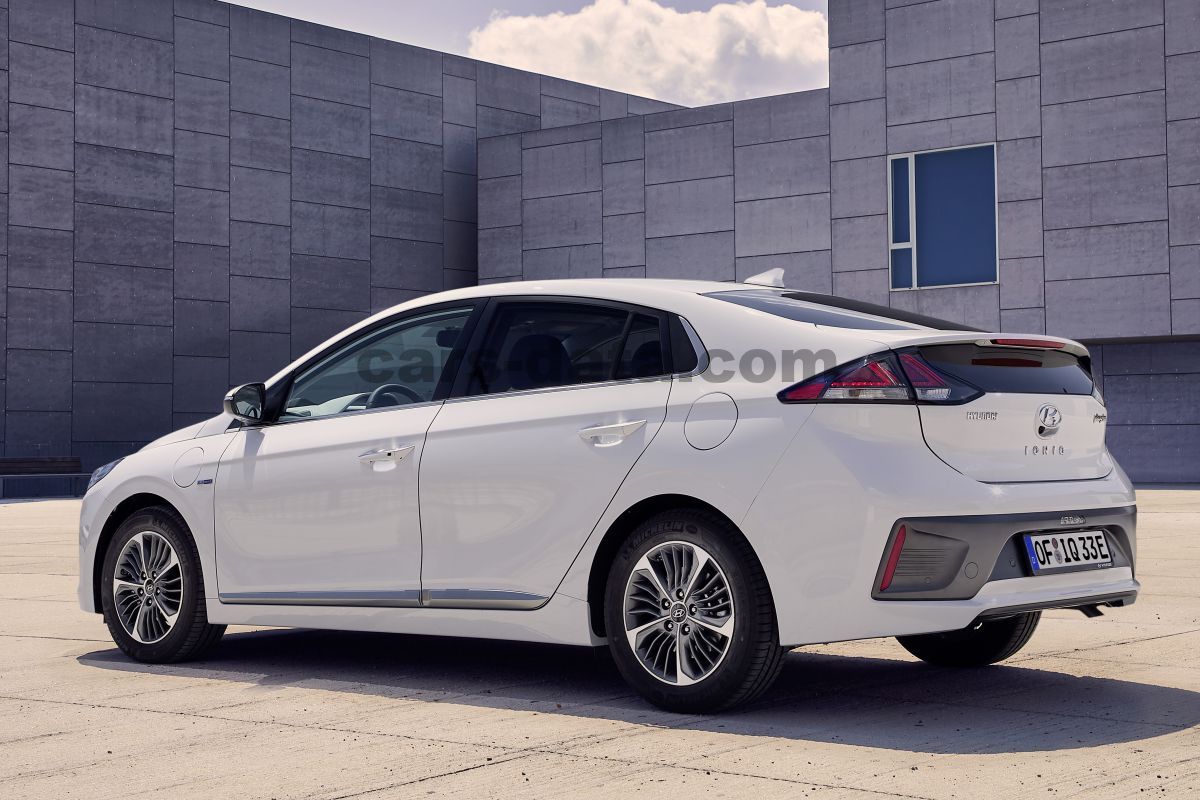 Hyundai Ioniq