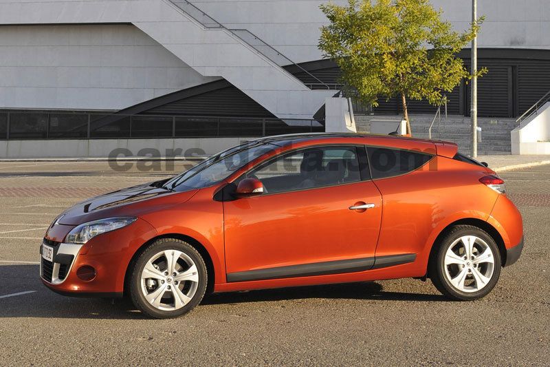 Renault Megane Coupe 09 Pictures 17 Of 18 Cars Data Com