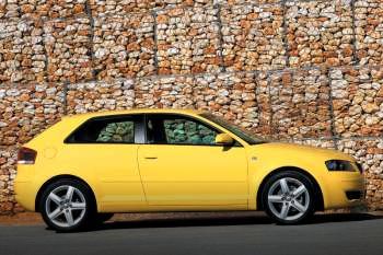 Audi A3 1.6 FSI Attraction Pro Line