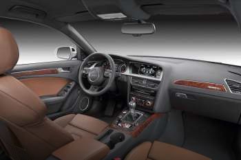 Audi A4 Avant 2.0 TFSI 180hp Flexfuel Business Edition