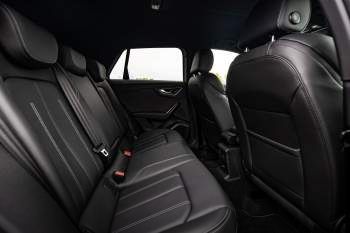 Audi Q2 35 TFSI Business Edition