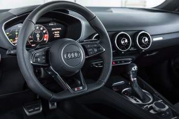 Audi TTS Coupe Quattro Competition