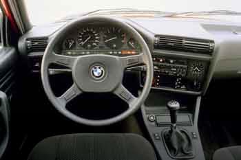 BMW 318i Touring Edition