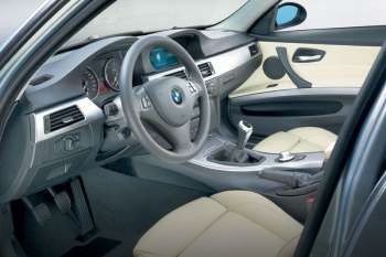 BMW 318d Touring Dynamic Executive