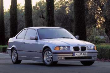 Bmw 318is Coupe Manual 2 Doors Specs Cars Data Com