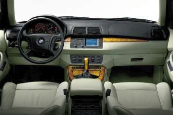 BMW X5 4.4i