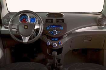Chevrolet Spark 1.0 LT
