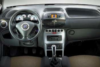 Fiat Punto 1.4 16v Dynamic