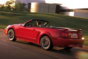 Ford Mustang Convertible V8