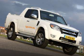 Ford Ranger Double Cab 2.5 TDCi Ambiente