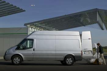 Ford Transit 330S RWD 2.2 TDCi 100hp Ambiente