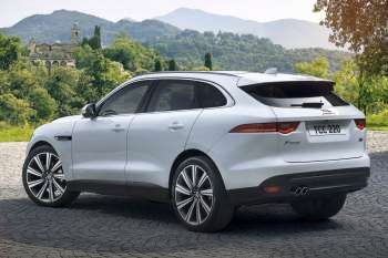 Jaguar F-Pace 25t AWD Chequered Flag