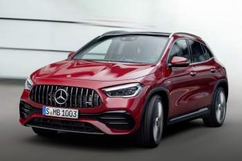 Mercedes-Benz GLA 180 D Business Solution Luxury