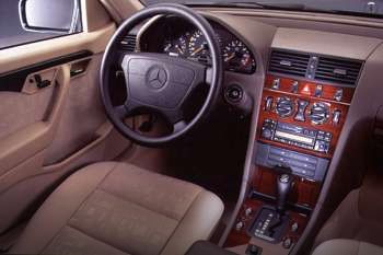 Mercedes-Benz C 200 Elegance Combi