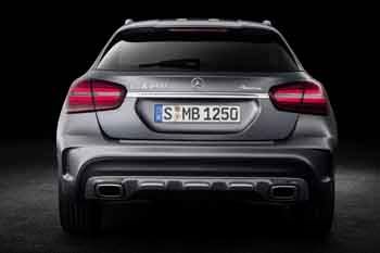 Mercedes-Benz GLA 180 Business Solution Plus