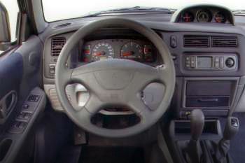 Mitsubishi Pajero Sport 2.5 TD GLX