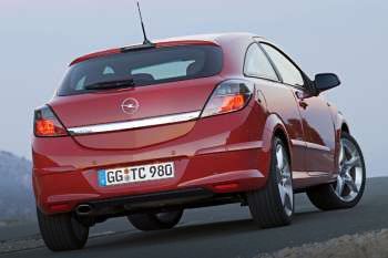 Opel Astra GTC 1.9 CDTi 120hp Cosmo