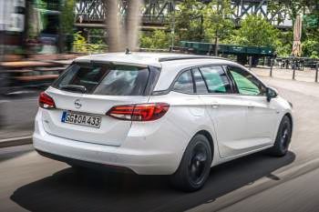 Opel Astra Sports Tourer 1.2 Turbo 110hp Business Edition