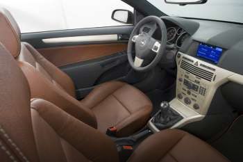 Opel Astra TwinTop 1.9 CDTi 150hp Cosmo