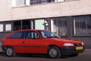 Opel Astra 1.4i L