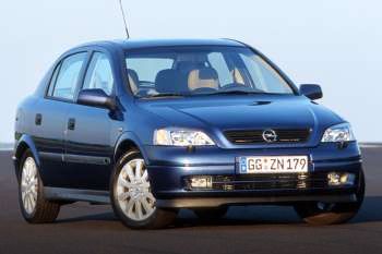 Opel Astra 2.0i-16V CDX