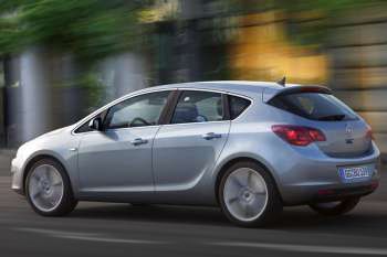 Opel Astra 1.4 100hp Edition