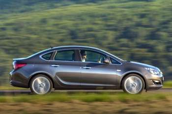 Opel Astra 1.6 CDTI 110hp EcoFLEX Business+