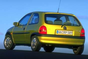 Opel Corsa 1.4i-16V Strada