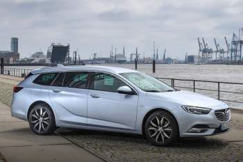 Opel Insignia Country Tourer 2.0 BiTurbo 210hp 4x4 Exclusive