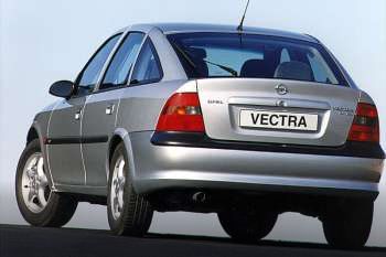Opel Vectra 1.6i-16V CD