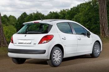 Peugeot 207 X-Line 1.6 HDiF 90hp 99gr CO2