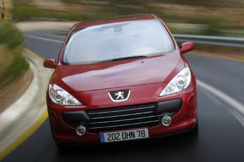 Peugeot 307 Premium 1.6 HDiF 16V 90hp
