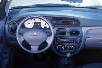 Renault Megane Sedan 1.9 DTi 80hp Expression