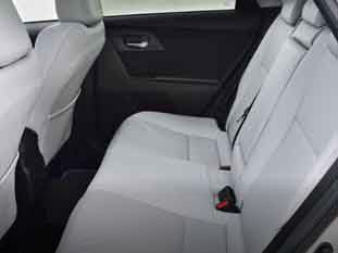Toyota Auris Touring Sports 1.4 D-4D-F Comfort