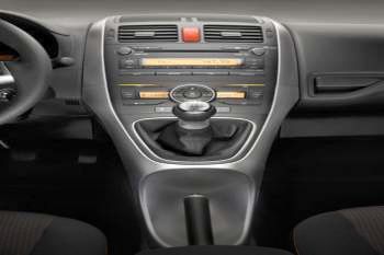 Toyota Auris 1.8 Full Hybrid Dynamic Business