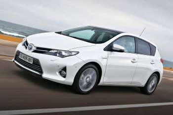 Toyota Auris 1.8 Hybrid Lease Plus