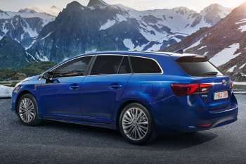 Toyota Avensis Touring Sports 2.0 D-4D-F Lease Pro