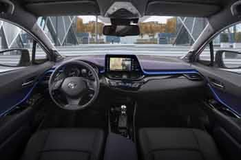 Toyota C-HR 1.8 Hybrid Business Intro