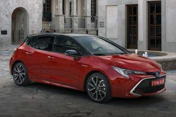 Toyota Corolla 1.8 Hybrid Business Intro