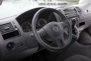 Volkswagen Multivan L1H1 2.0 TDI 140hp Comfortline