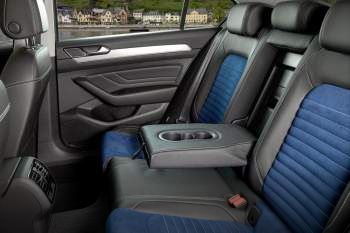 Volkswagen Passat 2.0 TSI 272hp 4Motion Elegance Business R