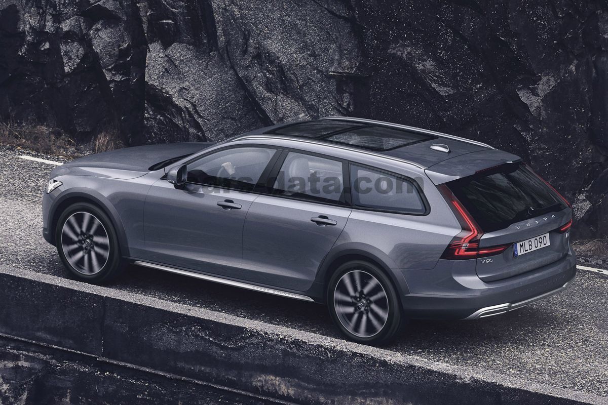 Volvo V90 Cross Country